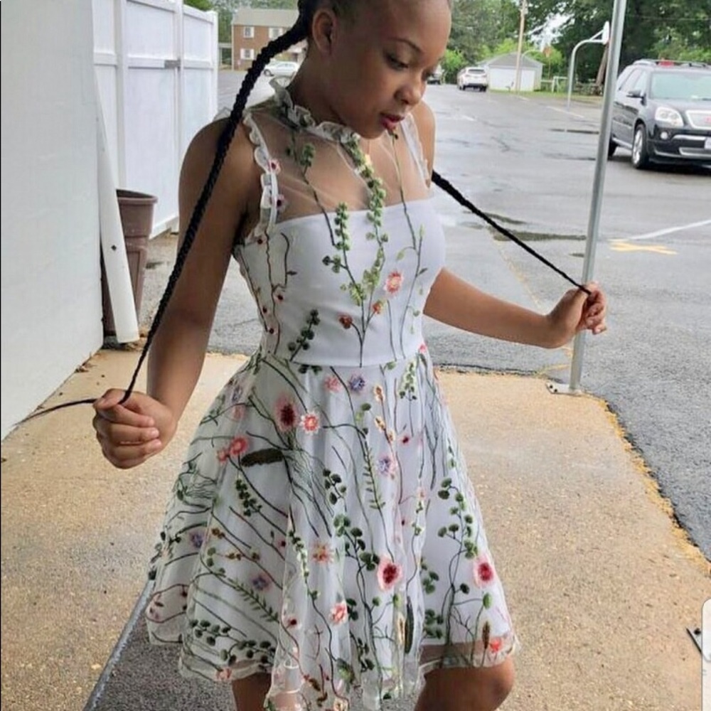 JR floral appliqué dress